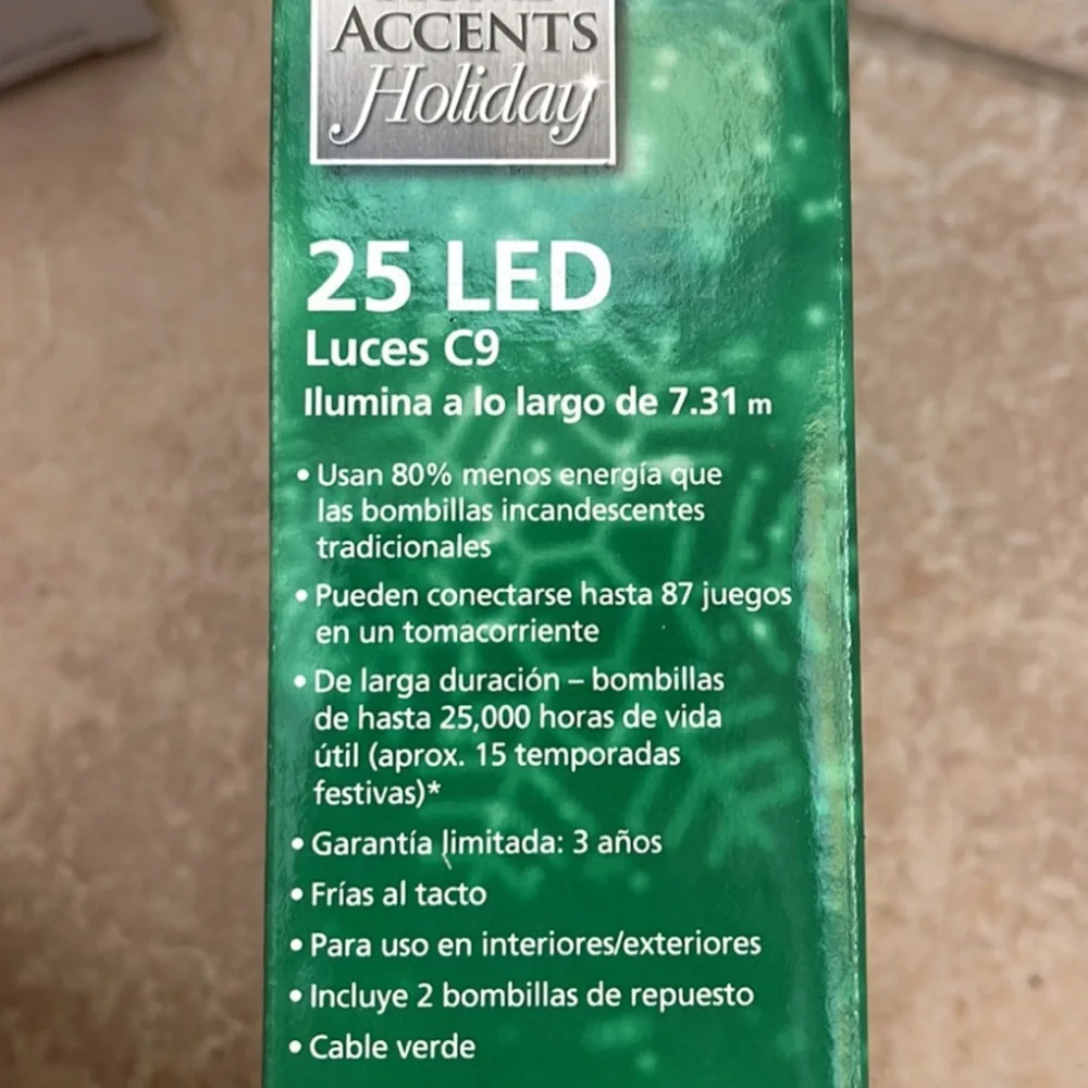 🦃 HOME ACCENTS 25 COUNT LED C9 COOL WHITE HOLIDAY LIGHTS